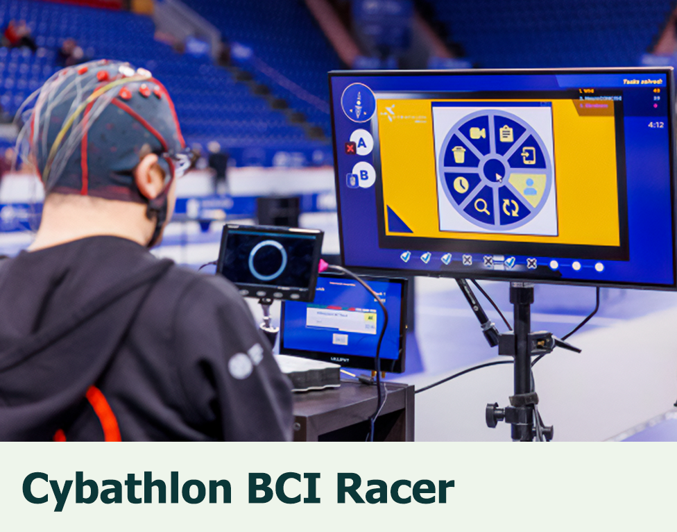 Cybathlon 2024 BCI Racer: BCI Racer ist ein digitales Spiel für den Cybathlon Event 2024, welches Menschen mit Querschnittlähmung per Gedanken steuern. Mit eigens entwickelten BCIs meistern sie alltagsnahe Aufgaben in einem virtuellen Wettkampf.
